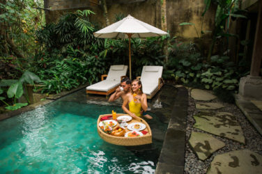 Costuri Bali